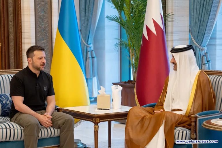 أمير قطر يستقبل الرئيس الأوكراني بالدوحة